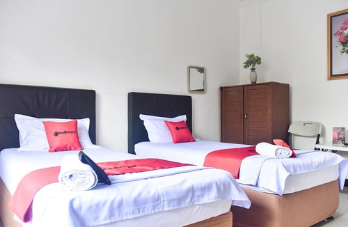 Biringkanya House | RedDoorz near Sultan Hasanuddin Airport 2