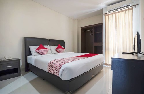 Tuban House | OYO 482 Anika Guest House