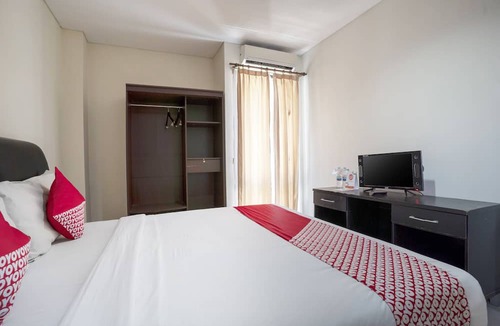 Tuban House | OYO 482 Anika Guest House