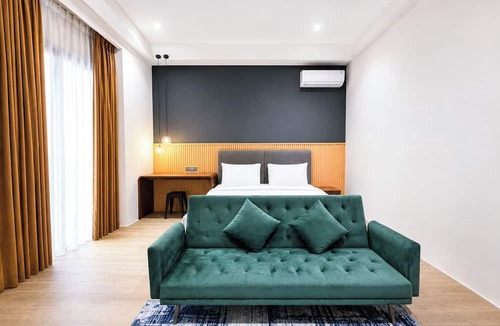 Srimulyo Villa | Guru Giri Forest Cabin Villa 2BR with Pool Access (Include Breakfast)