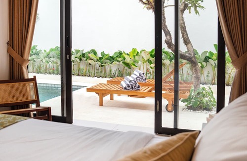 Babakan Hotel | Perenenan Home