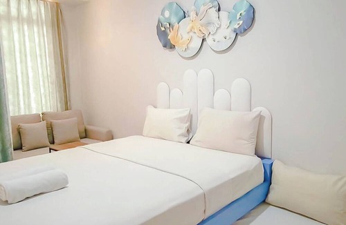 Panakkukang Apartment | Blue Accent Studio At Delft Ciputra Makassar Apartment