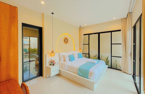 Kesiman Villa | Beachside Luxury 3BR Mediterranean Sanur