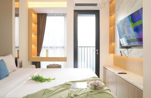 Semanggi Apartment | Modern Brown Toned Studio At Ciputra World 2 Apartment