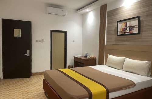 Panakkukang Hotel | Hotel O near Mall Panakukkang formerly