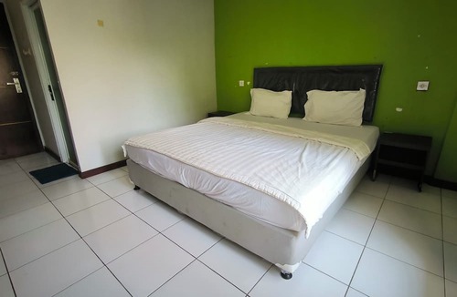 Jepara Hotel | New Bandengan Beach Hotel