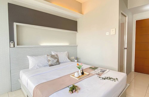 Pondokcina Apartment | Cozy Living Studio At Apartment Taman Melati Margonda
