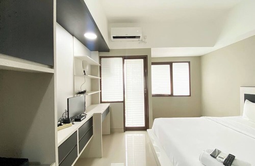 Duren Sawit Apartment | Homey Studio At Lrt City Jatibening Apartment
