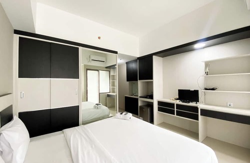 Duren Sawit Apartment | Homey Studio At Lrt City Jatibening Apartment