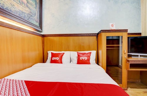 Malang Hotel | OYO 90303 Cafe & Homestay Kolam Pancing
