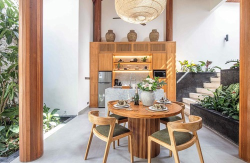 Kutuh Kaja Villa | Luxury 2BR Retreat Jungle View Near Ubud Center