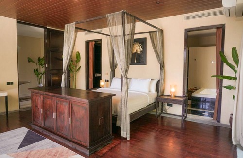 Uluwatu Villa | Villa Anugrah