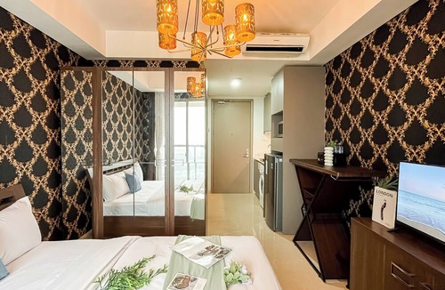 Pantai Indah Kapuk Apartment | Vintage Vibes Studio Apartment At Gold Coast Pik