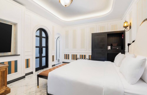 Palu Hotel | Swiss-Belexpress Palu