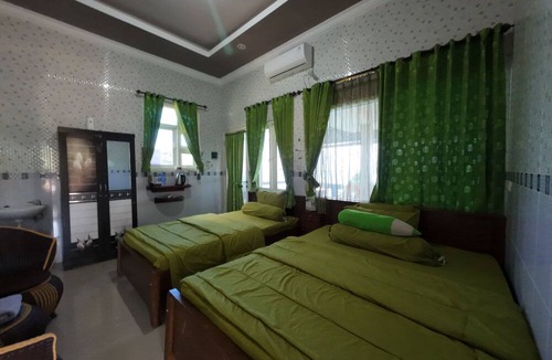 Bawean Island Hotel | FATHIN HOTEL BAWEAN SYARIAH
