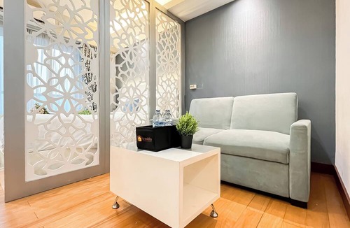 Jatinegara Apartment | Good Location Studio At Apartment Tamansari The Hive Near Lrt Station