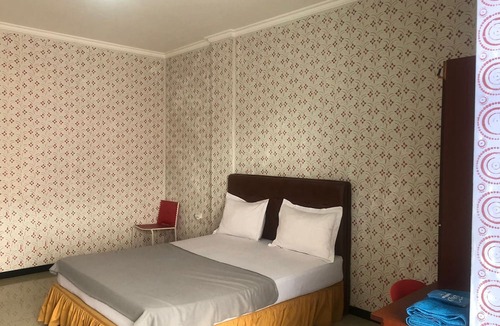 Samarinda Hotel | Hotel O Madina Homestay