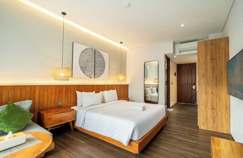 Sunset Road Hotel | Forseti Athena by ARM One Hundred