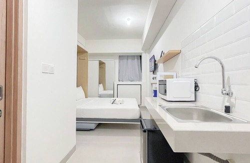 Makassar Apartment | White Studio Room (No Kitchen) At Bandaraya - Tallasa City Makassar Apartment