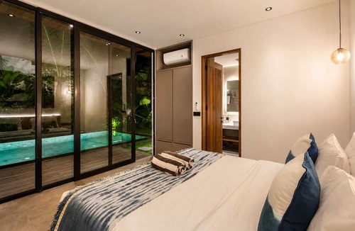 Munggu Villa | Elegant 5BR Villa Retreat Steps From Canggu Beach