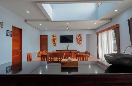 Banjarangkan House | Mona Bali Guest House