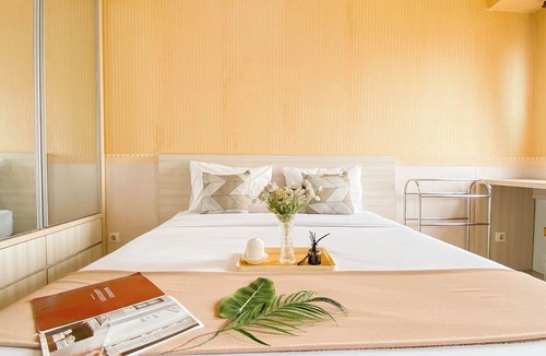 Karawang Apartment | Relaxing Studio at Tamansari Mahogany Karawang Apartment