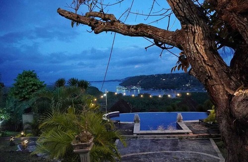 Mushroom Bay Villa | Sunrise Cottage Villa Lembongan