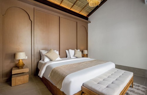 Kerobokan Villa | Villa Advaya