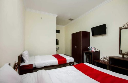 Siborongborong Hotel | Esther Hotel