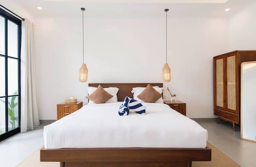 Seminyak Villa | Villa Kamila 2 by Villa Finder