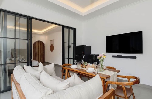 Seminyak Villa | Villa Kamila 2 by Villa Finder