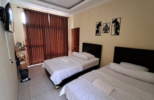Panggang House | Teras Kaca