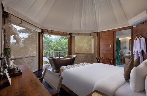 Sidemen Resort | The Wapa Lux Tent