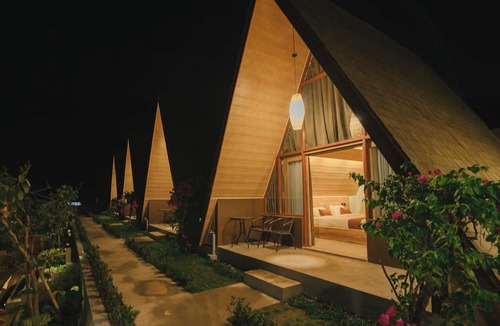 Praya Barat Hotel | Maya Ocean Resort