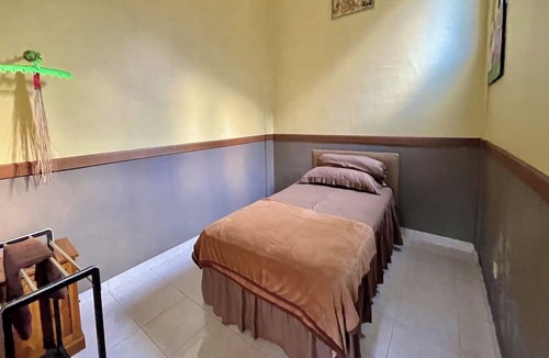 Penebel House | Mongan Homestay Beside The Belulang Hot Spring
