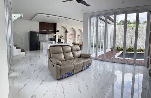 Seminyak Villa | Newly Built "villa Na Bali"