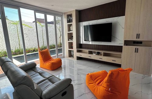 Seminyak Villa | Newly Built "villa Na Bali"