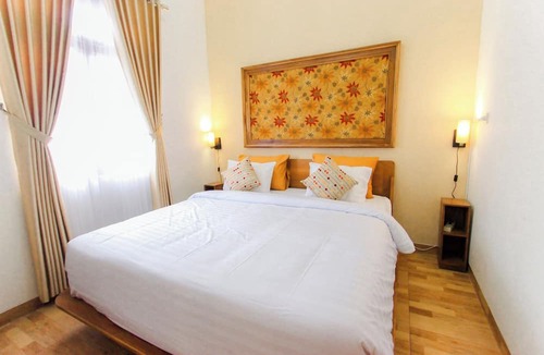 Depok Villa | Villa D'Maguwo Suites
