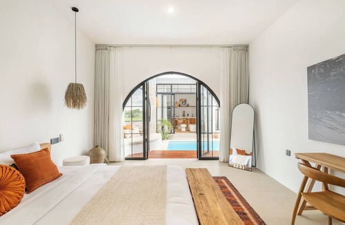 Munggu Villa | Luxe Villa Amra By OriVista w/Rice Field Views