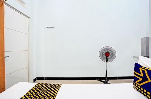 Paso Hotel | Hotel O Kost Stan