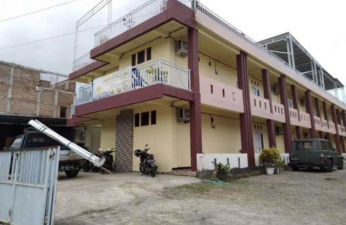 Pallangga Hotel | Hotel O Pondok Zamzam Near Taman Arung Palakka, Bone