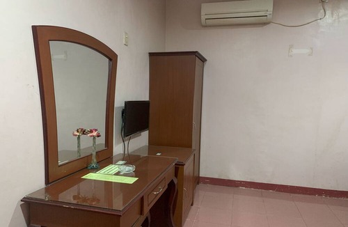 Kendari Hotel | Hotel O Pondok Baruga 777 Near Sarewo Musik Studio Kendari