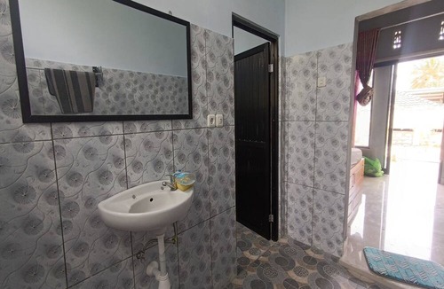 Lombok Hotel | Hotel O Lotus Guest House