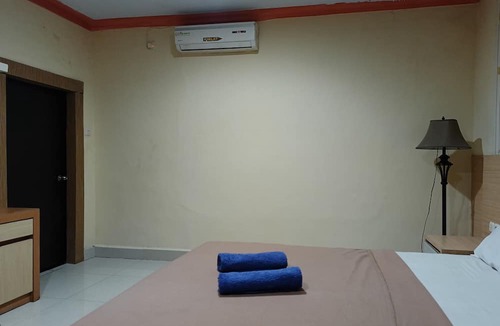 Parepare Hotel | Hotel O Puri Homestay