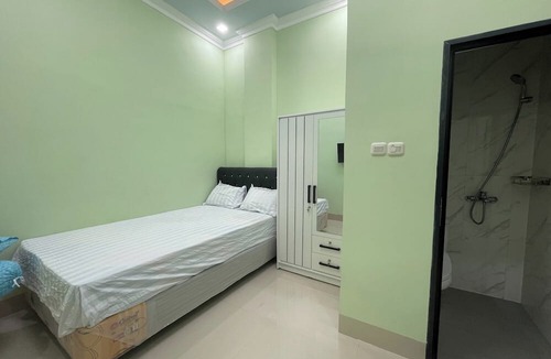 Kendari Hotel | Hotel O Homestay Purirano