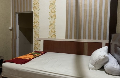 Palopo Hotel | Hotel O Kost Hidayat Syariah