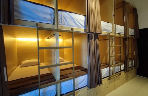 Tuban Hotel | Fora Capsule Hostel Tuban Kuta