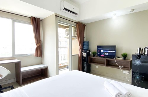 Duren Sawit Apartment | Modern Studio at LRT City Jatibening Apartment
