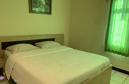 Pinrang Hotel | Hotel O Penginapan Fauziah Syariah Near Mesjid Taqwa Mamminasae