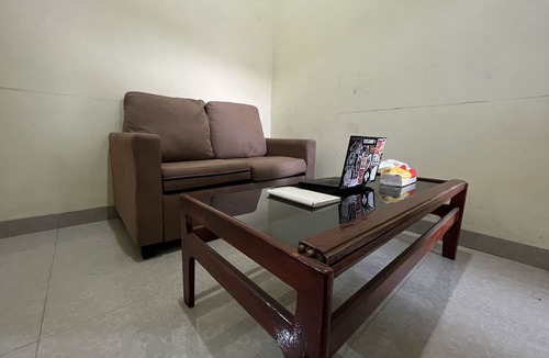 Banjarbaru Hotel | Hotel O Wisma Aluh AmbakNearPantai batu lima Asbullah tmbngn
